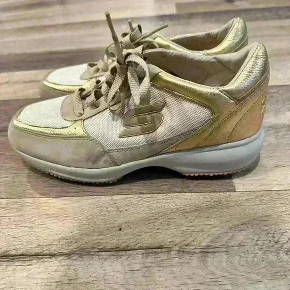 Skechers Gold & Tan Wedge Fit Shoes Sz. 7.5 - Picture 1 of 6